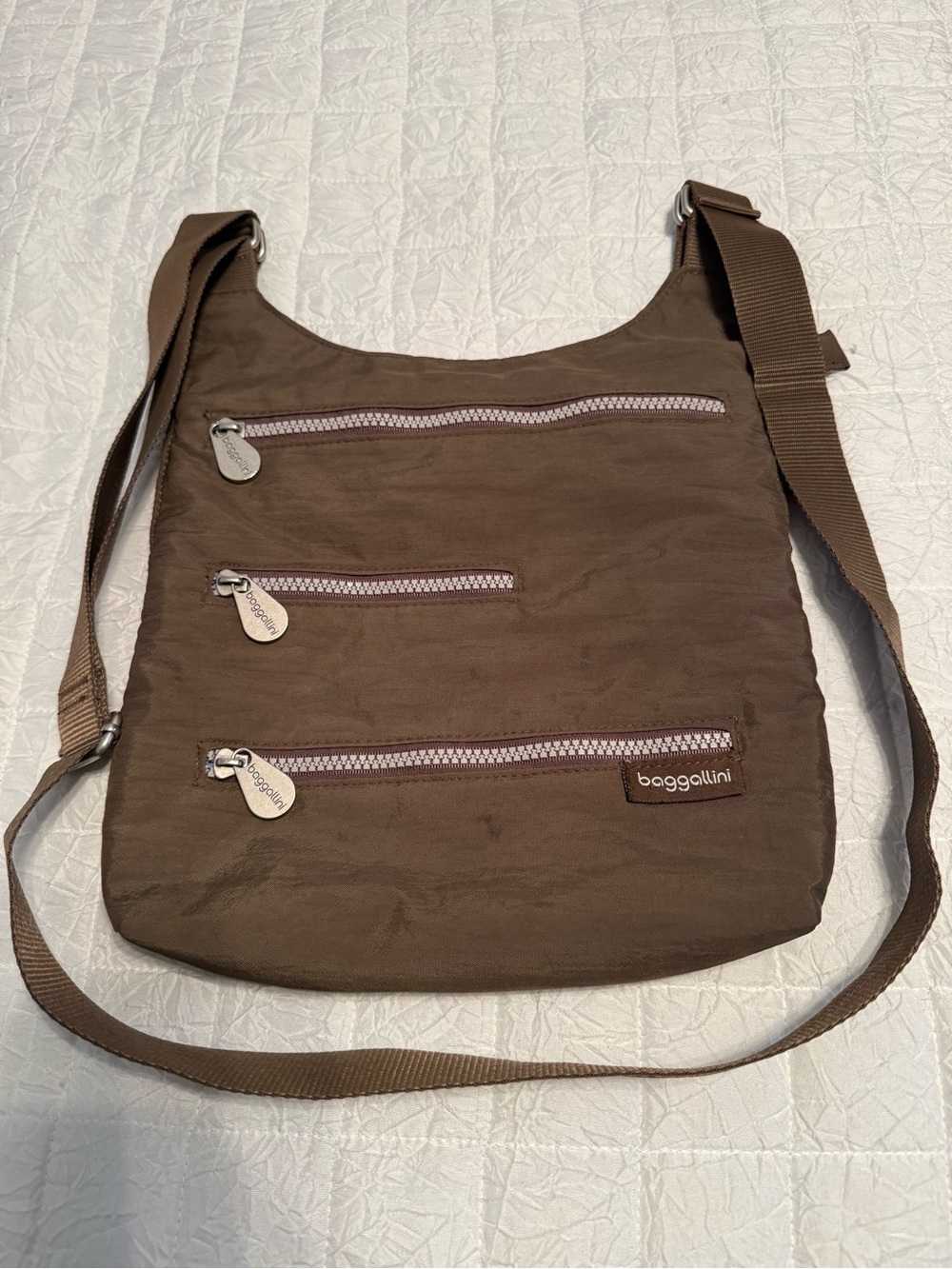 Baggallini Brown Crossbody Bag with Front Zip Pockets